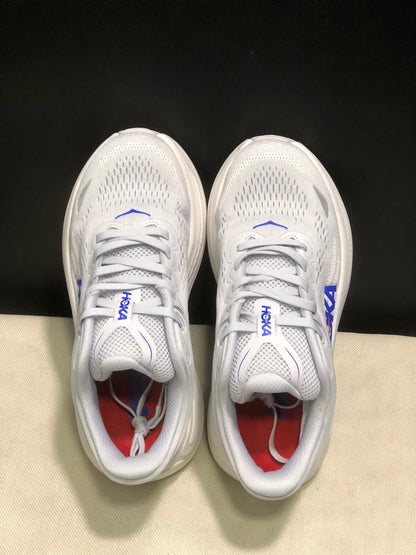 HOKA ONE ONE Bondi 9