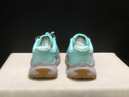 HOKA ONE ONE SKYFLOW