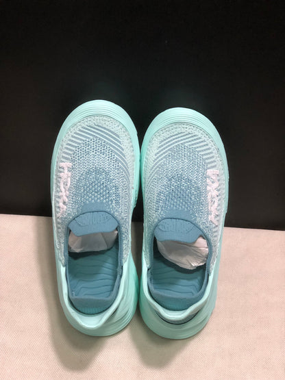 HOKA ONE ONE Restore TC