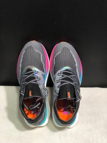 HOKA ONE ONE CIELO X1
