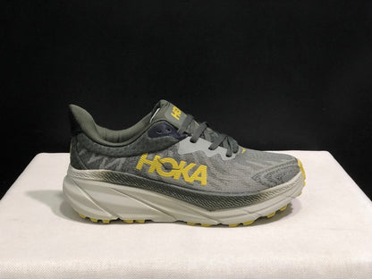 HOKA ONE ONE Challenger 7